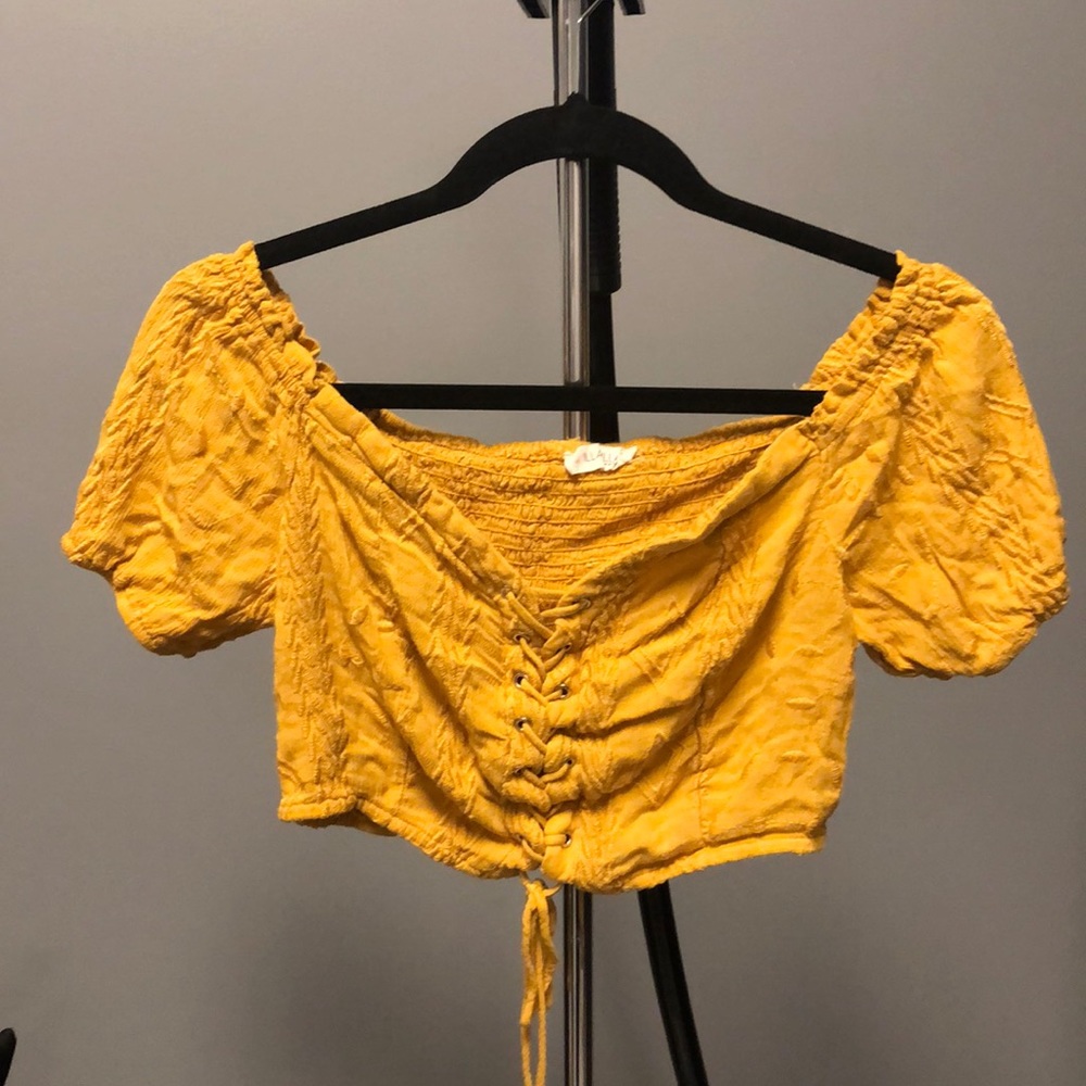 Crop top